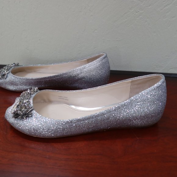 Vera Wang Silver Peep Toe Formal ballet slippers - Picture 4 of 6